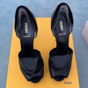 Fendi black heels - made in Italy